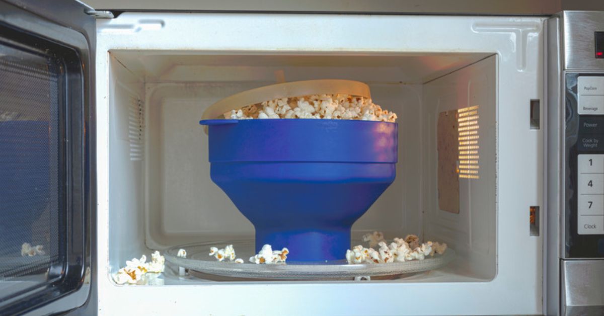 Function of Microwave Ovens in Popcorn Making: