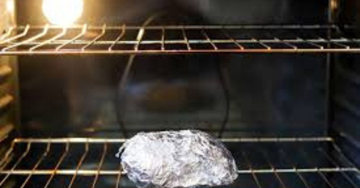 Can You Put Aluminum Tin Foil In The Oven